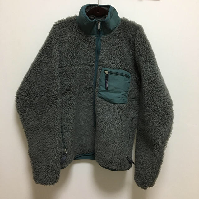 patagonia(パタゴニア)のパタゴニアレトロカーディガンSフリースダスパーカダウンノースフェイスマーモット メンズのジャケット/アウター(ブルゾン)の商品写真