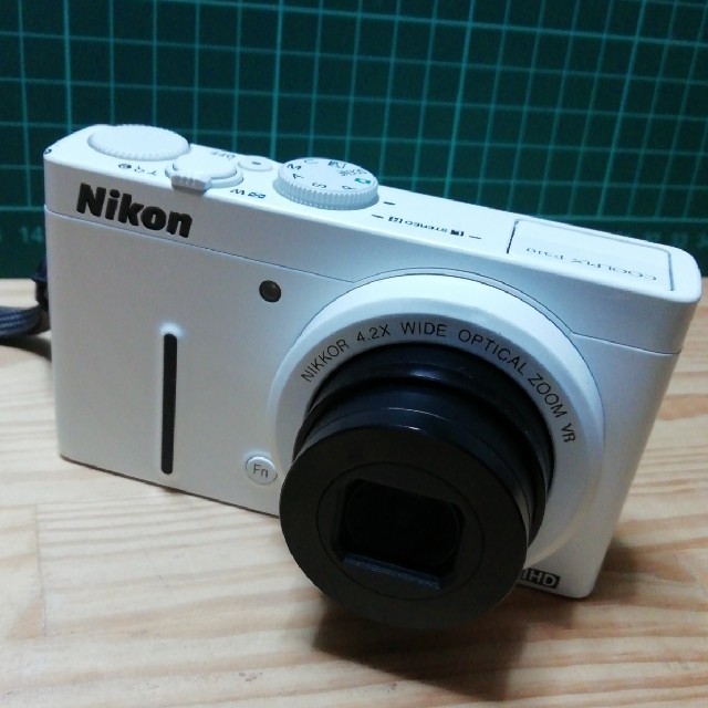 NIKON　COOLPIX P310コンパクトデジタルカメラ