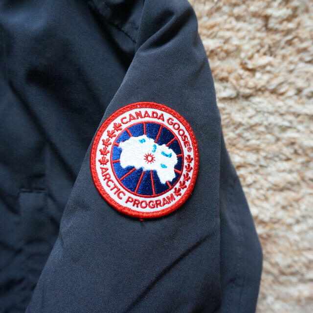 CANADA GOOSE(カナダグース)の国内正規品  カナダグース  ジャスパー メンズのジャケット/アウター(ダウンジャケット)の商品写真