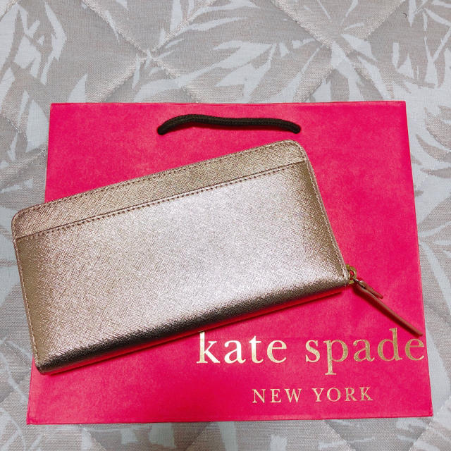 kate spade new york(ケイトスペードニューヨーク)の本日限定大値引き！ 新品☆kate spade 長財布　ローズゴールド　激レア レディースのファッション小物(財布)の商品写真