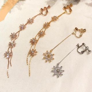 フラワー(flower)のスイングフラワーピアス flower (両耳分)(ピアス)