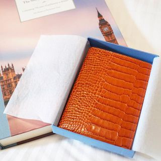 スマイソン(Smythson)のスマイソン Smythson マラ オレンジ パスポートケース(名刺入れ/定期入れ)