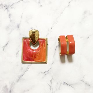 ロキエ(Lochie)のVintage ＊ salmon pink pierce set(ピアス)