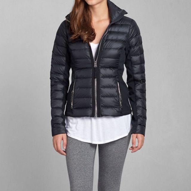 Abercrombie&Fitch(アバクロンビーアンドフィッチ)の♪新品♪　アバクロ　A&F　Sporty Puffer Jacket　[S] レディースのジャケット/アウター(ダウンジャケット)の商品写真