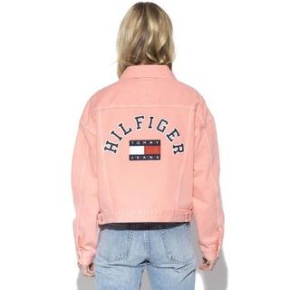 トミーヒルフィガー(TOMMY HILFIGER)の訳あり！激安提供！Tommy Hilfiter★バックロゴ ピンク ジャケット(Gジャン/デニムジャケット)