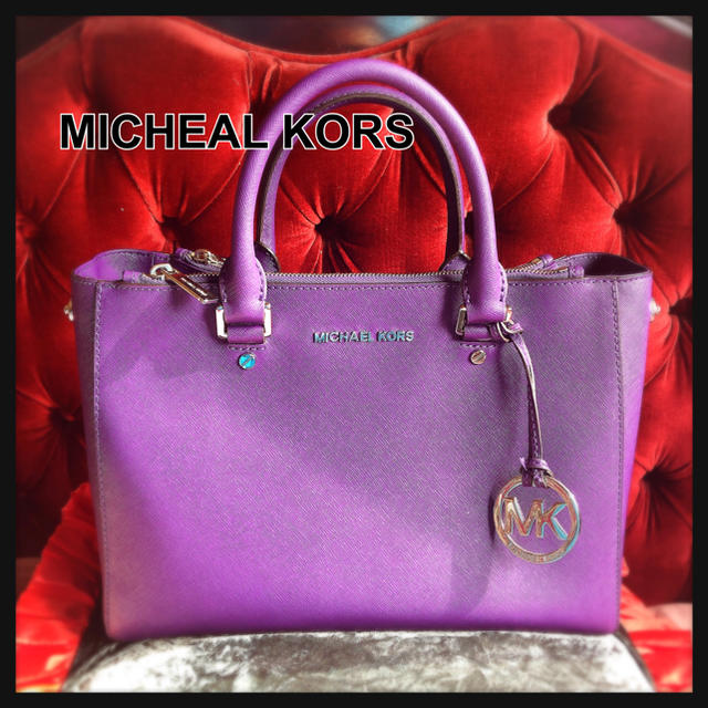 Michael Kors(マイケルコース)のSALE●ほぼ未使用 MICHEAL KORS  ハンドバッグ ショルダーバッグ レディースのバッグ(ハンドバッグ)の商品写真