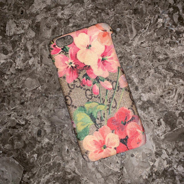 ケース iphone | Gucci - GUCCI iphoneケース 6S 7の通販 by hc｜グッチならラクマ