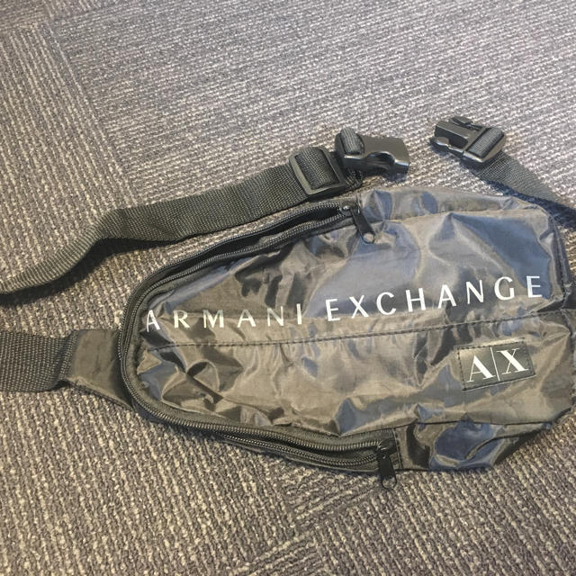 ARMANI EXCHANGE(アルマーニエクスチェンジ)のミニボディーバッグ ARMANI EXCHANGE 付録 メンズのバッグ(ボディーバッグ)の商品写真