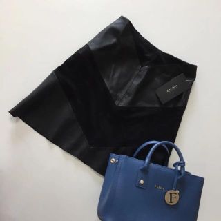 ザラ(ZARA)のはるるんさまご専用♡ZARA ザラ♡レザースカート  黒  スナイデル、セシル(ひざ丈スカート)