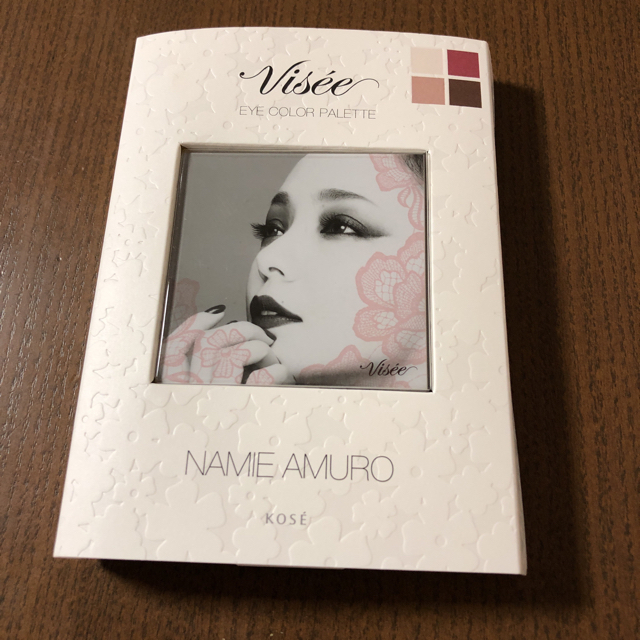 VISEE(ヴィセ)のyamaeri様専用 安室奈美恵パレットNA 01 02 コスメ/美容のベースメイク/化粧品(アイシャドウ)の商品写真