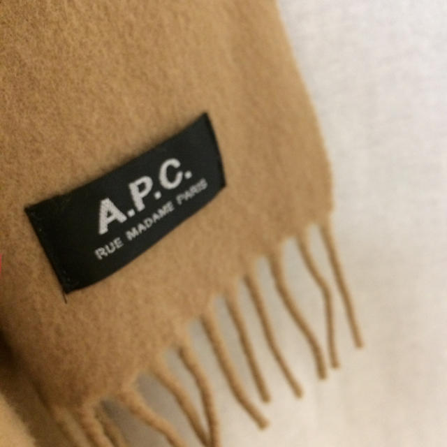 A.P.C(アーペーセー)のAPCキャメル大判ストール レディースのファッション小物(ストール/パシュミナ)の商品写真