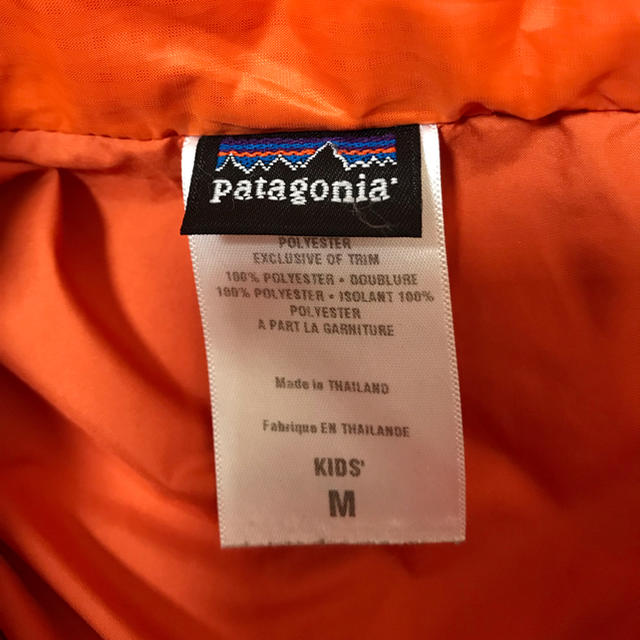 patagonia(パタゴニア)のpatagonia 中綿入りブルゾン  キッズ/ベビー/マタニティのキッズ服女の子用(90cm~)(ジャケット/上着)の商品写真