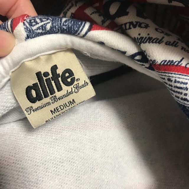 ALIFE(エーライフ)のalife フーディー メンズのトップス(パーカー)の商品写真