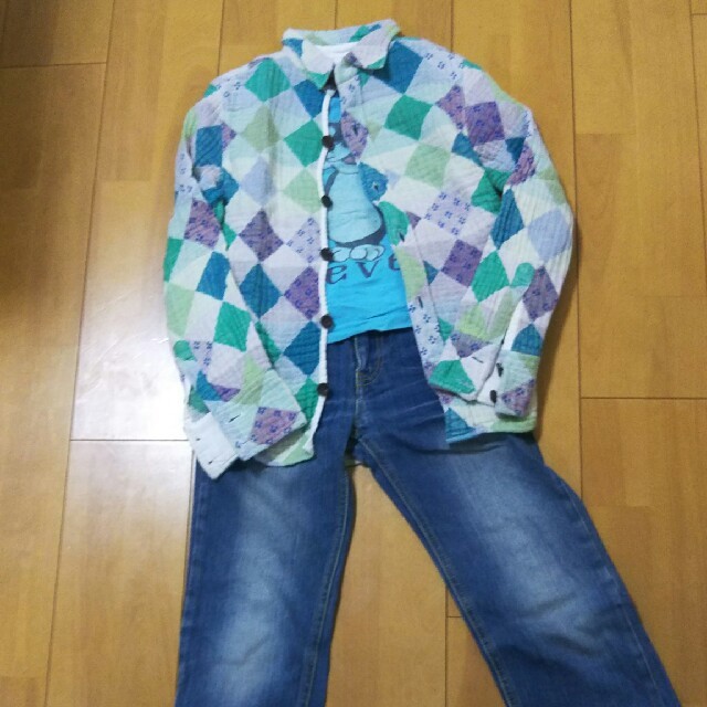 FITH(フィス)の140  FITHシャツ キッズ/ベビー/マタニティのキッズ服男の子用(90cm~)(ジャケット/上着)の商品写真