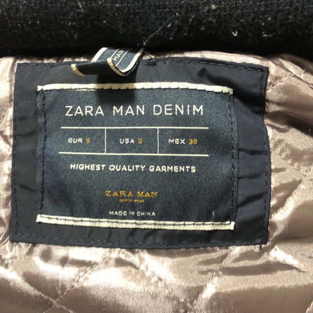 ZARA(ザラ)のZARAMANフードつきダウンベスト メンズのジャケット/アウター(ダウンベスト)の商品写真