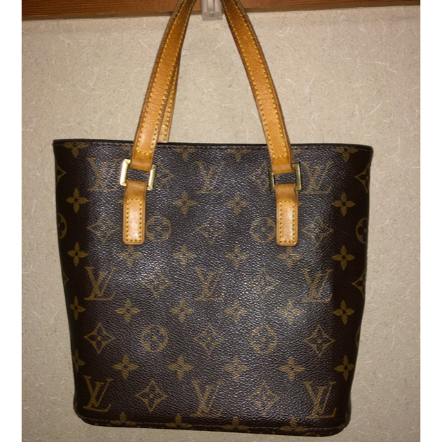 トートバッグLOUIS VUITTON