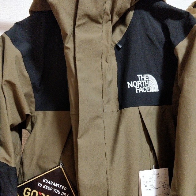 MOUNTAIN JACKET
マウンテンジャケット
ビーチグリーン LLカラー