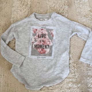 アバクロンビーアンドフィッチ(Abercrombie&Fitch)の【アバクロkids】シックなラメニット5〜6歳(ニット)