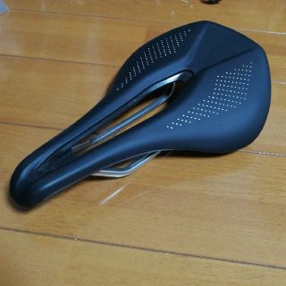 スペシャライズド(Specialized)のPOWER サドル　143mm 　軽量　チタンレール　カーボンベース　非売品(パーツ)