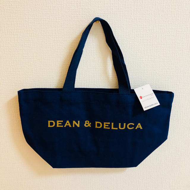 DEAN & DELUCA(ディーンアンドデルーカ)のDEAN&DELUCA トートバッグ Sサイズ ホリデートート レディースのバッグ(トートバッグ)の商品写真