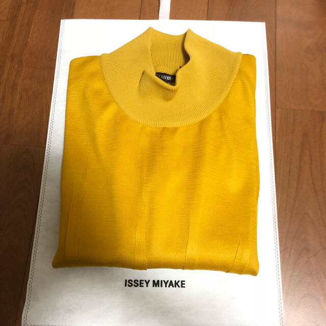 ISSEY MIYAKE(イッセイミヤケ)のイッセイミヤケ 18aw ニット メンズのトップス(ニット/セーター)の商品写真