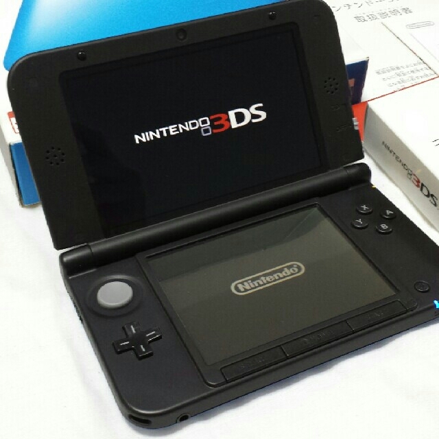 ニンテンドー3DS LL 本体 1