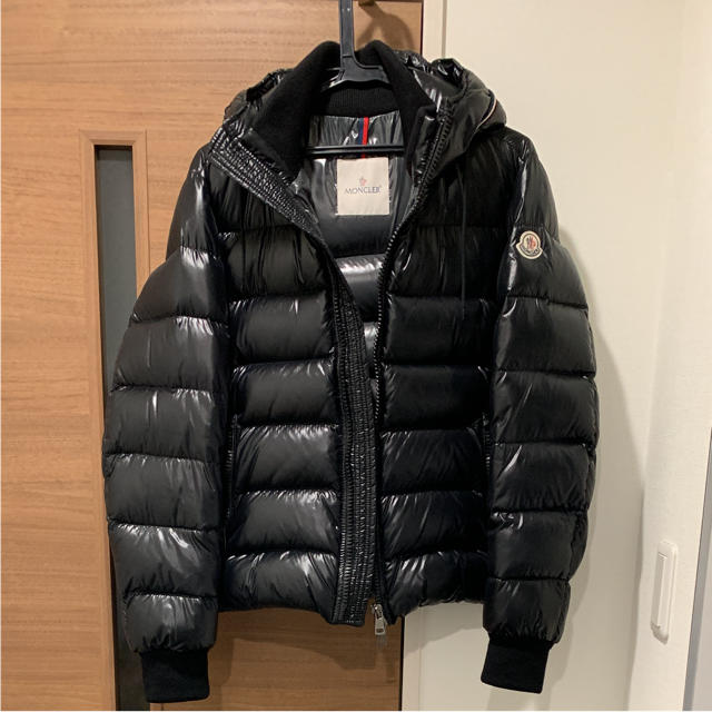 MONCLER(モンクレール)のモンクレール ダウンジャケット オーベール サイズ1 メンズのジャケット/アウター(ダウンジャケット)の商品写真