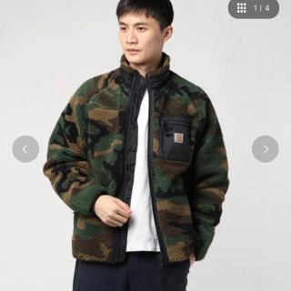 カーハート(carhartt)のcarhartt wip  フリース  カモフラ  モコモコ (ブルゾン)