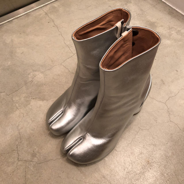 Maison Martin Margiela(マルタンマルジェラ)のmaison margiela マルジェラ タビブーツ サイズ37 レディースの靴/シューズ(ブーツ)の商品写真