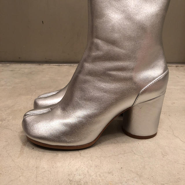 Maison Martin Margiela(マルタンマルジェラ)のmaison margiela マルジェラ タビブーツ サイズ37 レディースの靴/シューズ(ブーツ)の商品写真