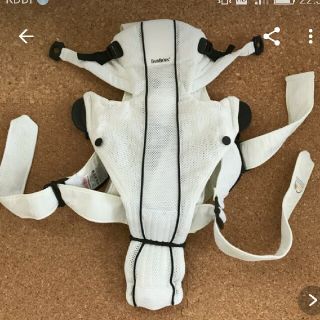 ベビービョルン(BABYBJORN)の美品　ベビービョルン　メッシュ　抱っこ紐(抱っこひも/おんぶひも)