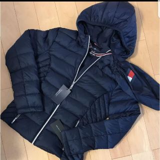 トミーヒルフィガー(TOMMY HILFIGER)の新品タグ付き　TOMMY HILFIGERダウン　USS/日本M(ダウンジャケット)