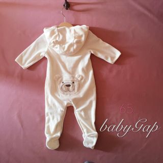 ベビーギャップ(babyGAP)の美品 baby GAPふわふわ足付カバーオール アイボリーミルク❁︎∮⑅ 65(カバーオール)