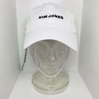 キムジョーンズ(KIM JONES)のgu  キムジョーンズ コラボ キャップ 白(キャップ)