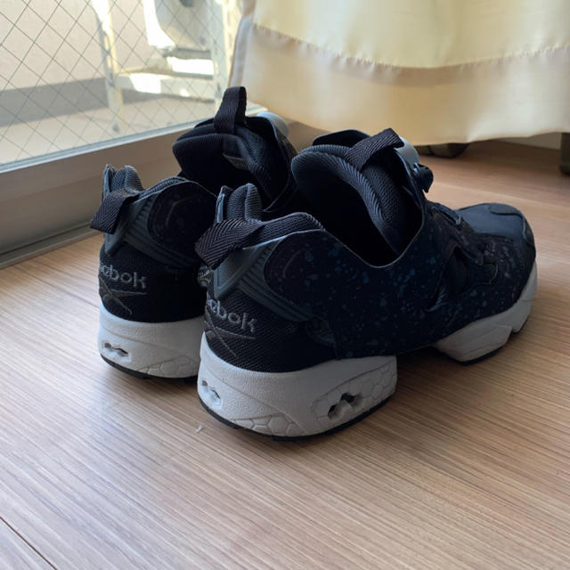 Reebok(リーボック)の[19811983様 専用 ]お得なREEBOK PUMP FURY (実写)  メンズの靴/シューズ(スニーカー)の商品写真