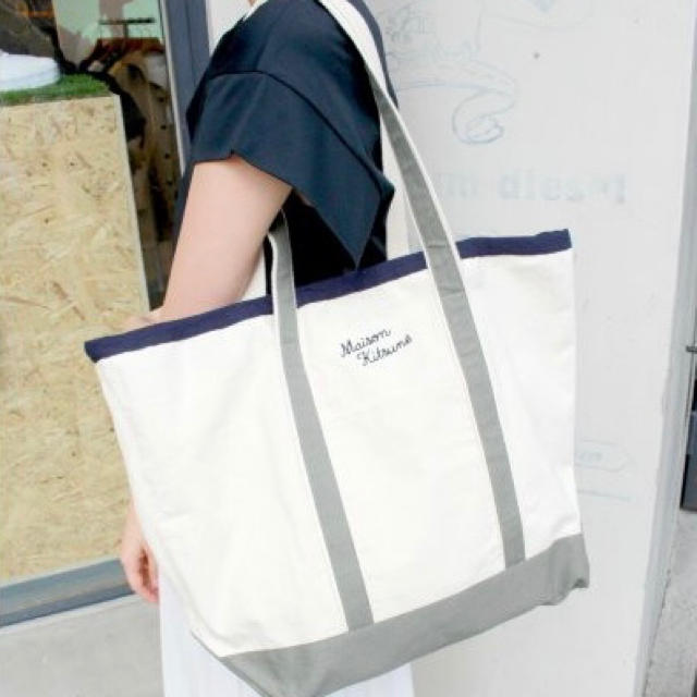 MAISON KITSUNE'(メゾンキツネ)のMAISON KITSUNE RICHELIEU TOTE BAG レディースのバッグ(トートバッグ)の商品写真