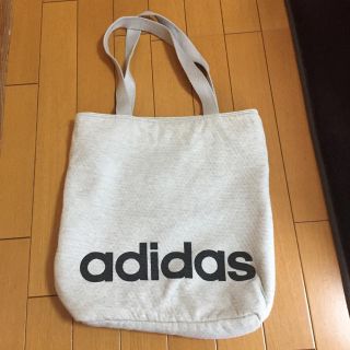 アディダス(adidas)のトートバッグ(トートバッグ)