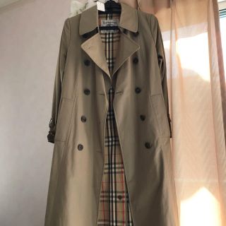 バーバリー(BURBERRY)のBurberryコート(トレンチコート)