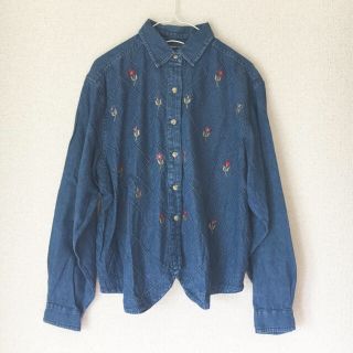 フラワー(flower)の花柄刺繍デニムシャツ【used】(シャツ/ブラウス(長袖/七分))