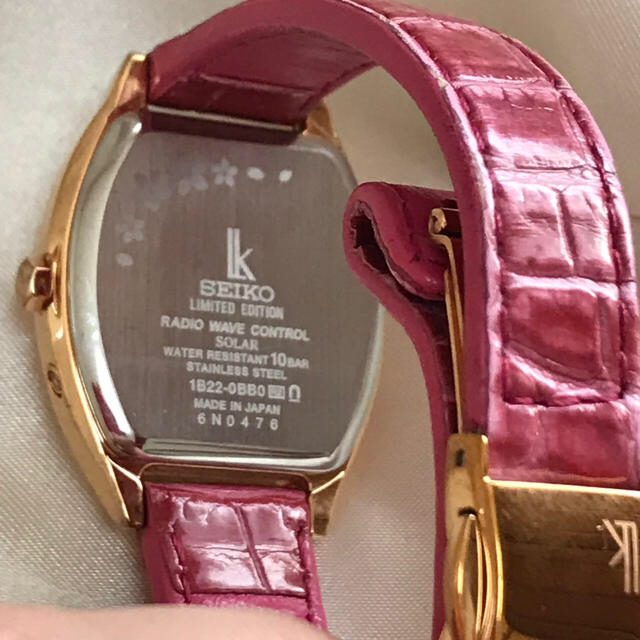 SEIKO(セイコー)のセイコー ルキア SEIKO Lukia ソーラー電波時計2017桜限定品 レディースのファッション小物(腕時計)の商品写真