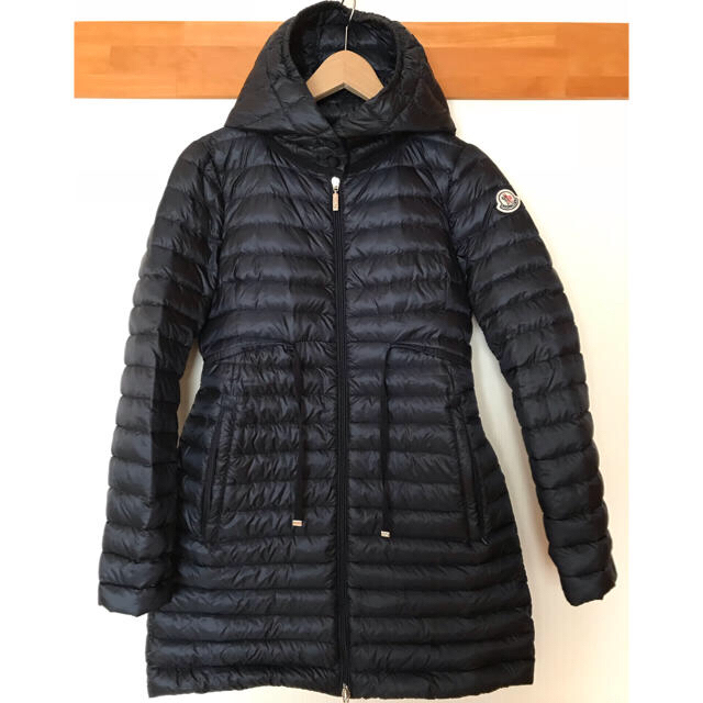 MONCLER(モンクレール)のモンクレール BARBEL バーベル ダウン 紺 00 希少 国内購入 レディースのジャケット/アウター(ダウンコート)の商品写真