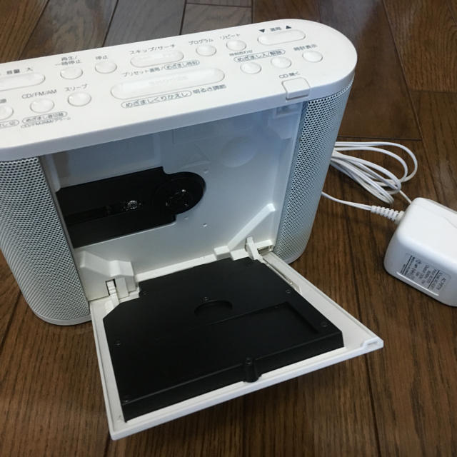 東芝(トウシバ)の CDラジオプレイヤー【早い者勝ち】 スマホ/家電/カメラのオーディオ機器(ラジオ)の商品写真