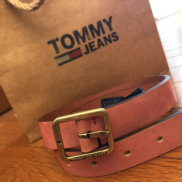 TOMMY HILFIGER(トミーヒルフィガー)のTOMMY JEANS ベルト Pocha様専用 レディースのファッション小物(ベルト)の商品写真