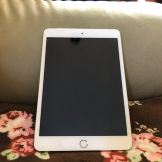 アップル(Apple)の【ドンパッチ様専用】iPad mini3 16GB ゴールド docomo(タブレット)