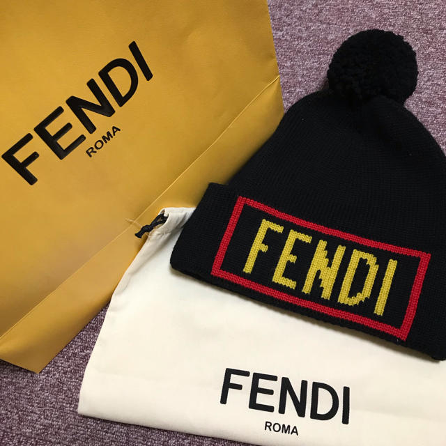 FENDI(フェンディ)のfendi ニット帽 メンズの帽子(ニット帽/ビーニー)の商品写真