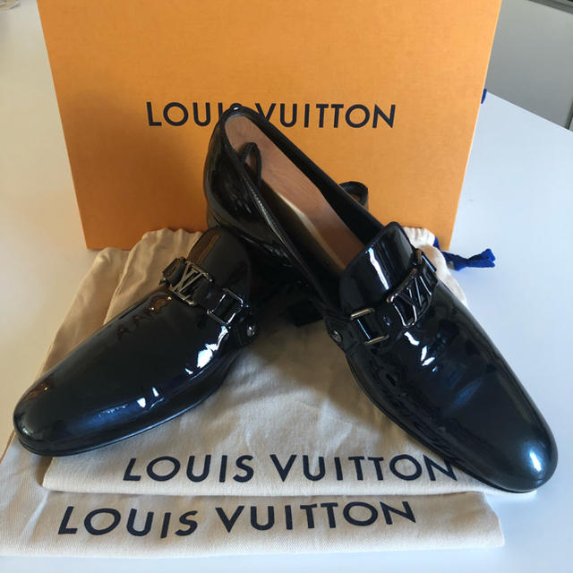 LOUIS VUITTON(ルイヴィトン)のLouis Vuitton ルイヴィトン メンズ ローファー 8 1/2 メンズの靴/シューズ(ドレス/ビジネス)の商品写真