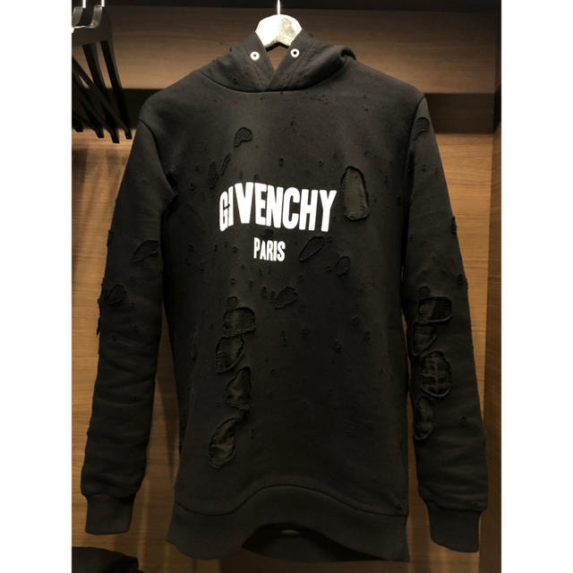 低価格で大人気の GIVENCHY - ジバンシィ パーカー パーカー - hesnor.com