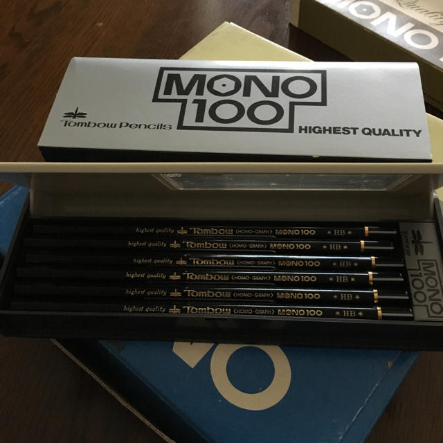 トンボ鉛筆(トンボエンピツ)のトンボ鉛筆 MONO100 HB エンタメ/ホビーのアート用品(鉛筆)の商品写真