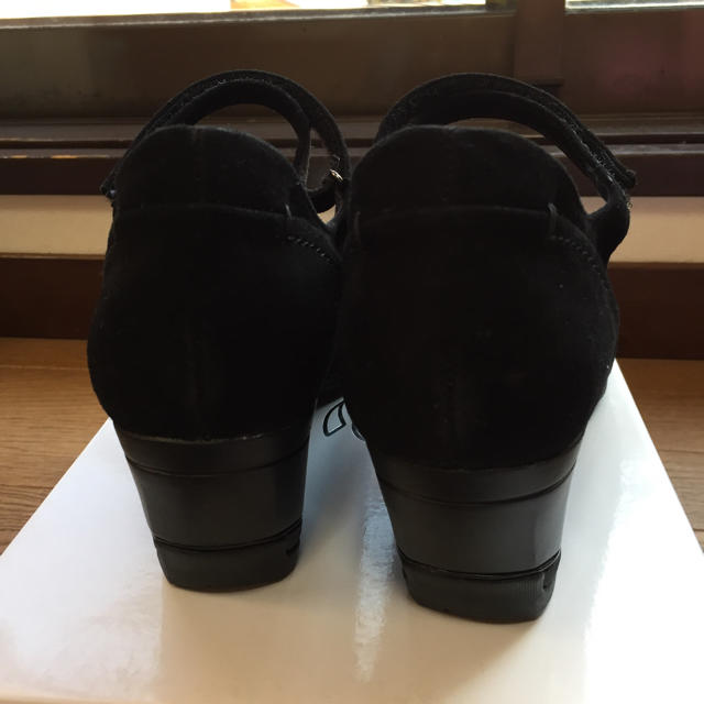 Aravon(アラヴォン)の新品❗️アラブォンバイニューバランス❣️ レディースの靴/シューズ(サンダル)の商品写真