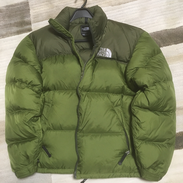 THE NORTH FACE(ザノースフェイス)の美品。ノースフェイス。 L。スモークグリーン。700フイル。レアカラー。大幅下げ メンズのジャケット/アウター(ダウンジャケット)の商品写真